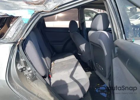 2006 Toyota Matrix Xr z USA, uszkodzony, nr VIN 2T1KR32E36C583946